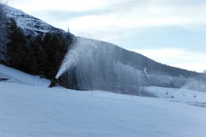 The snowmakers were going the last few days we were in Alaska to cover up some of the thin areas on the trails.